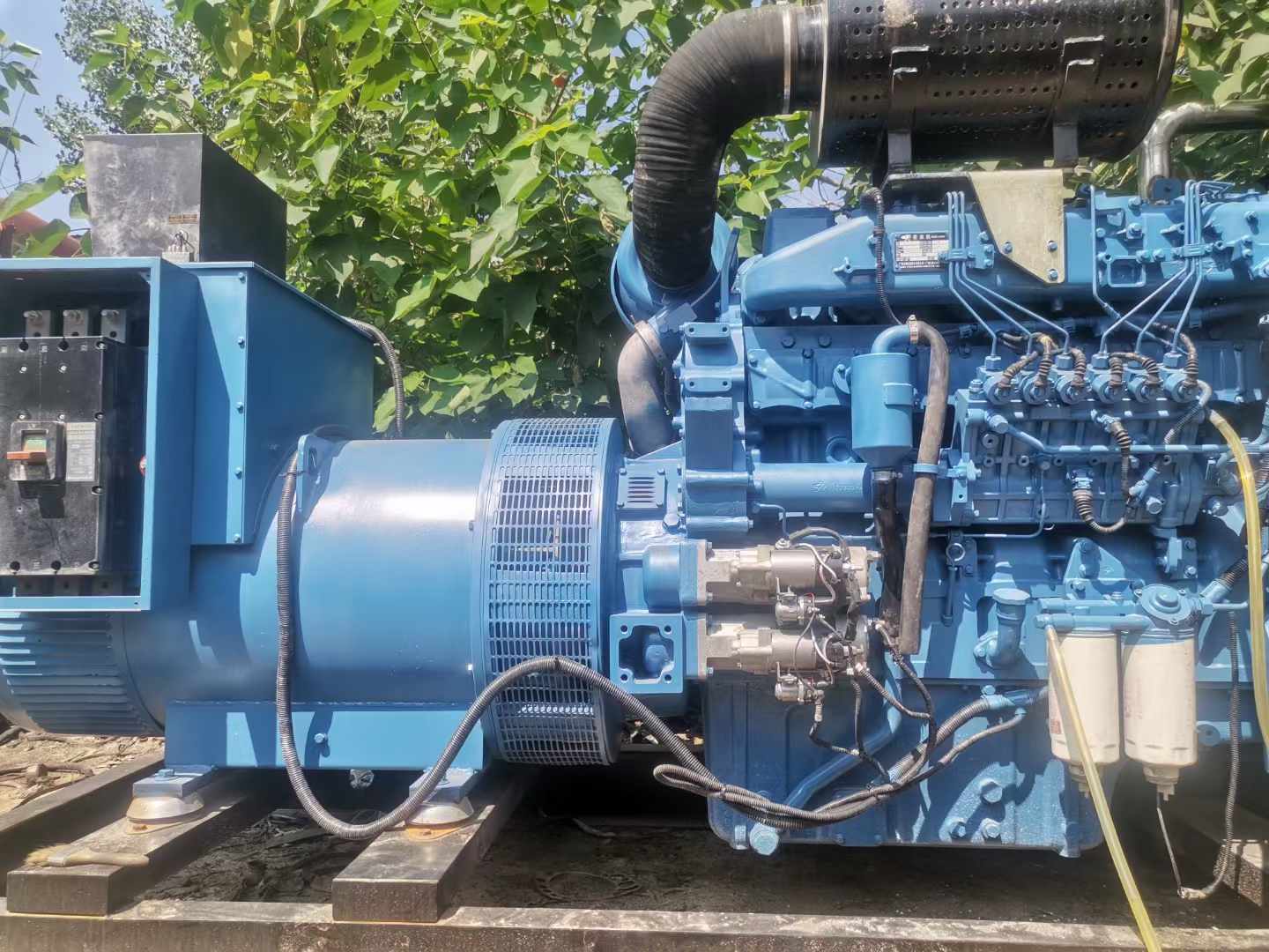 京山详细说明降低 800kW 柴油发电机输出电流波动的方法