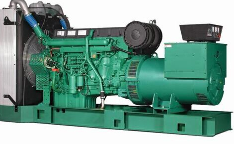 京山发电机除垢后需要用清水冲洗水冷式机油散热器几次？